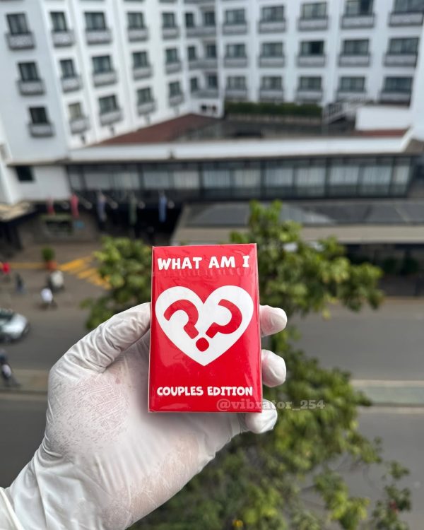 What am i cards couple edition